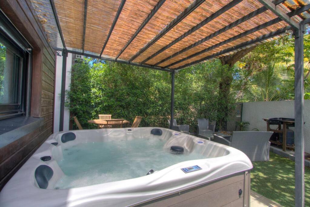 Le Grand Bleu - Jacuzzi - Apt La Saline Le Bains Dış mekan fotoğraf